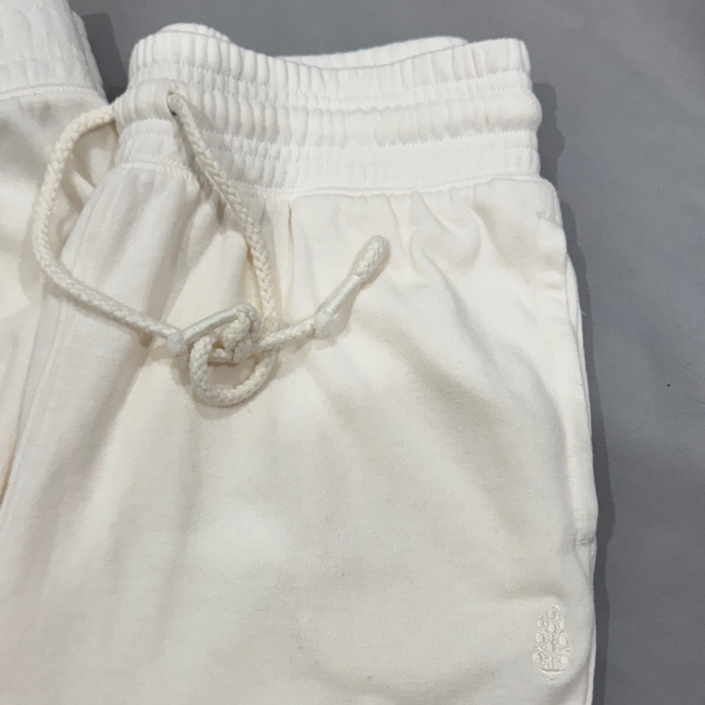 NWOT FP Movement by Free People Cream Joggers - Size XS - Picture 4 of 8